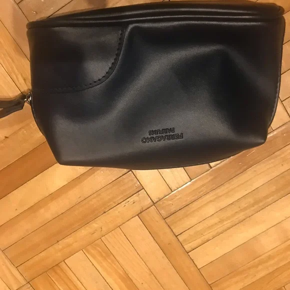 Ferragamo  cosmetics bag nwot - Picture 2 of 6